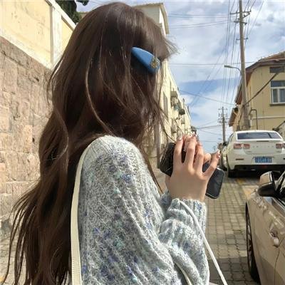 穿普拉达的女王海报