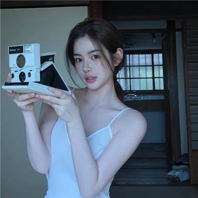 错位剧场版海报